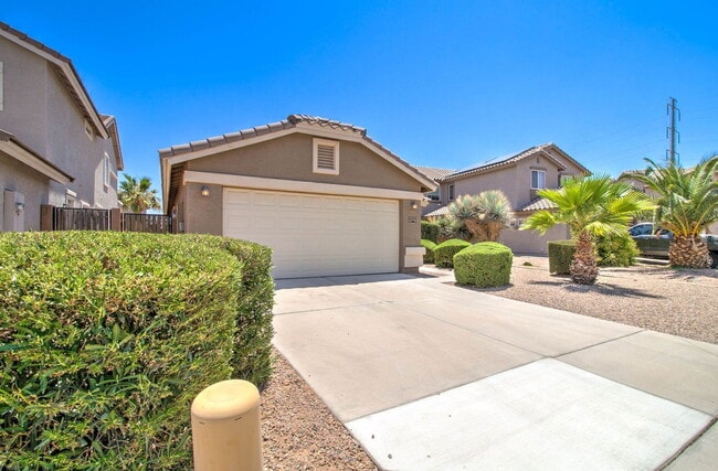 Building Photo - 41375 W Cahill Dr