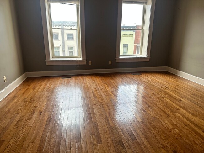 Photo - 12 N Main St Unit Apartment 2