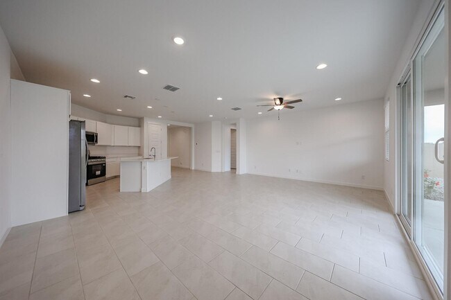 Photo - 7814 W Hide Trl