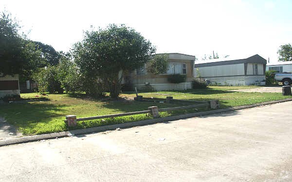 Photo - Brazos Mobile Home Park