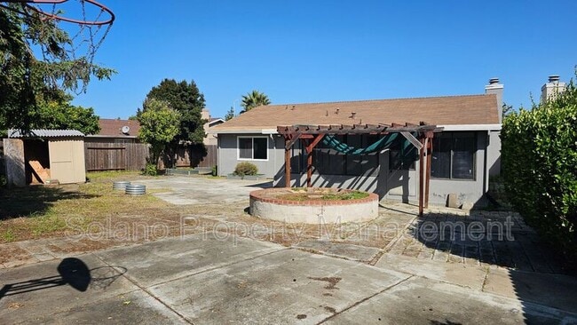 Photo - 771 Quartz Ln