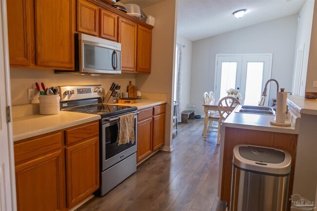 Photo - 616 Reservation Ave