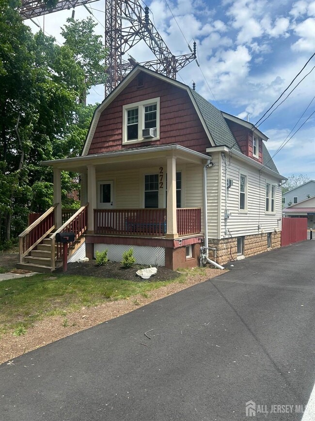 Building Photo - 272 Lake Ave