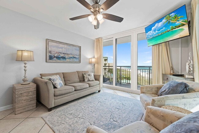 Building Photo - 833 Santa Rosa Blvd