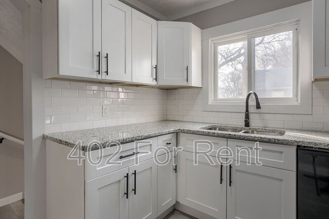 Photo - 4922 N 35th St