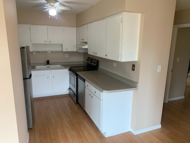 Photo - 239 Northway Park Rd Unit 12