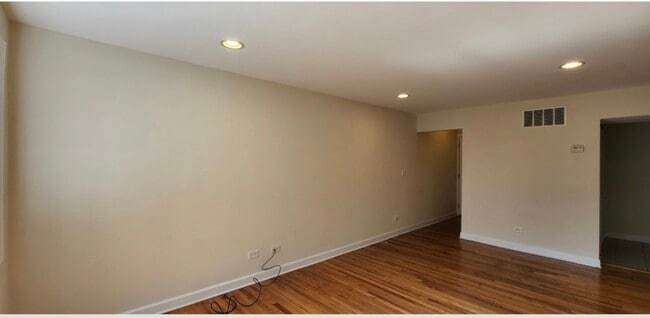 Photo - 5953 N Kenmore Ave Unit 305