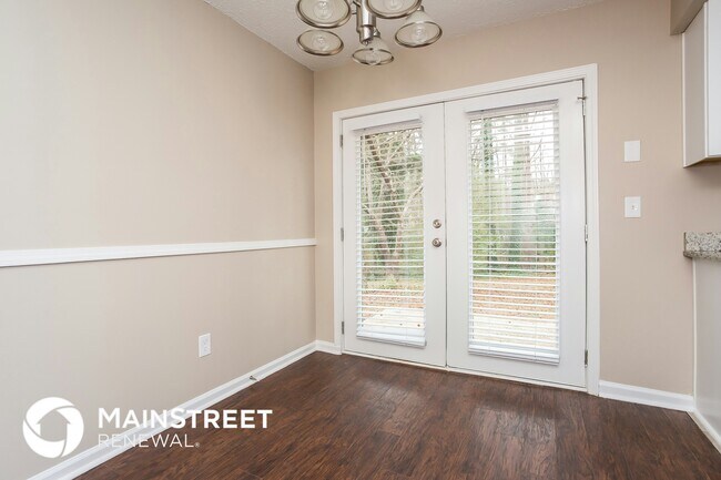 Photo - 141 Montego Cir