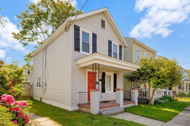 Photo - 610 Shepherd St