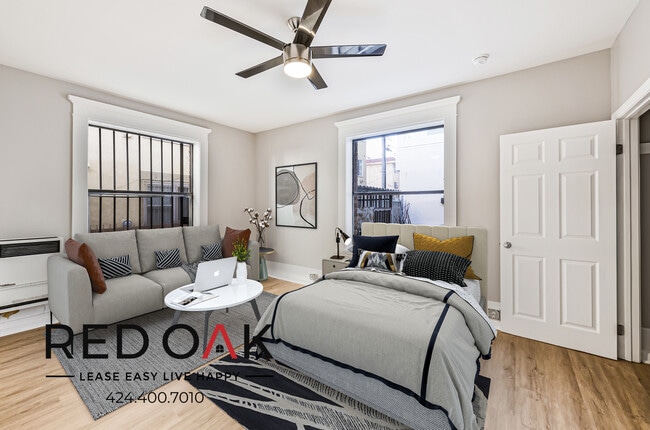 Building Photo - 692 Valencia St