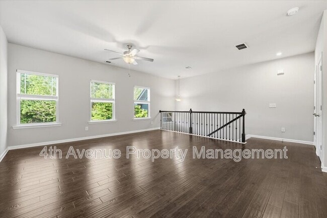 Photo - 3403 Abbey Wy