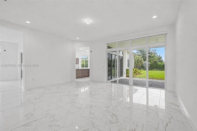 2440 SW 122nd Ter