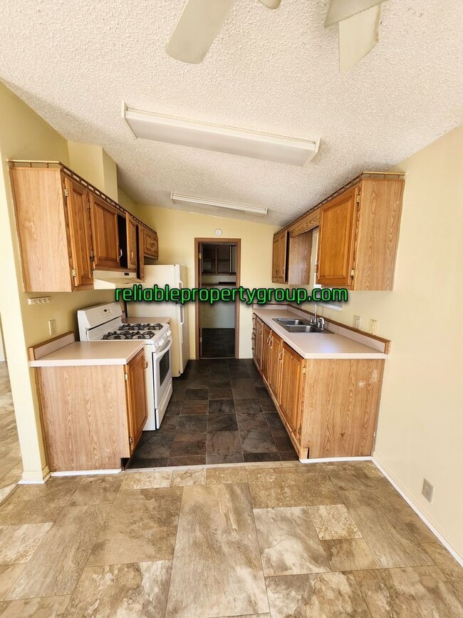 Photo - New Listing in Churubusco!!