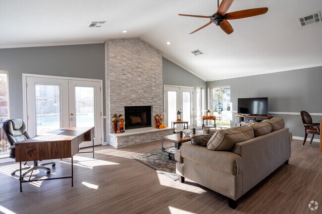 Casa club - Fairway Square