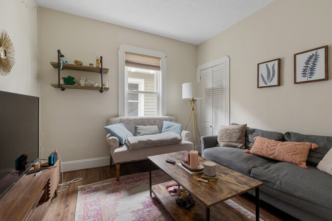 Photo - 19 Malvern Ave Condo