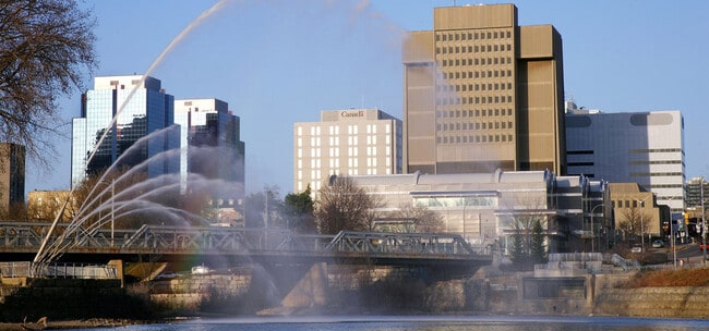 Building Photo - 544 Talbot