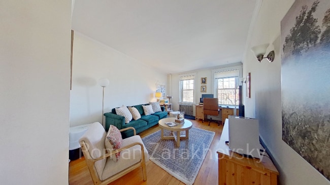 Building Photo - 1850 Commonwealth Ave Rental