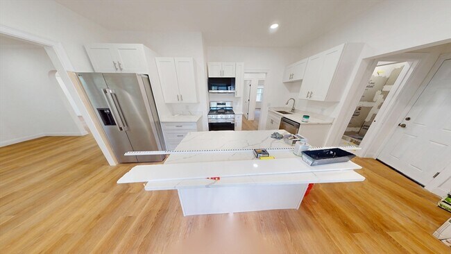 Photo - 244 Winchester St