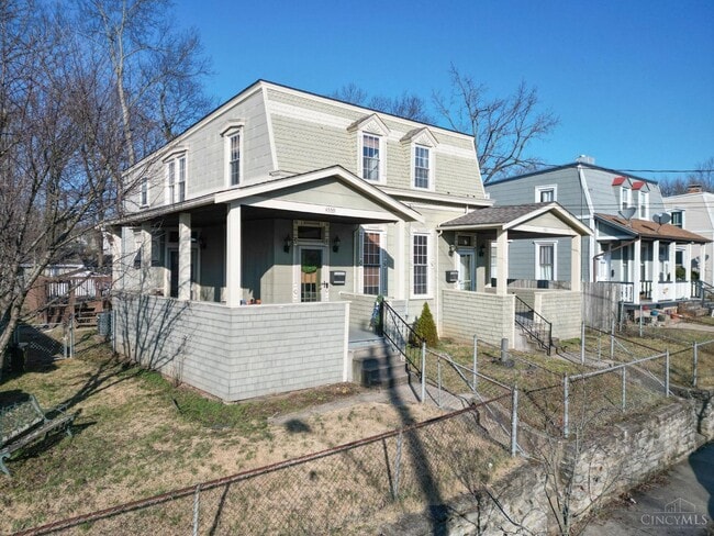 Photo - 4559 N Edgewood Ave Unit 4559 North Edgewood Ave
