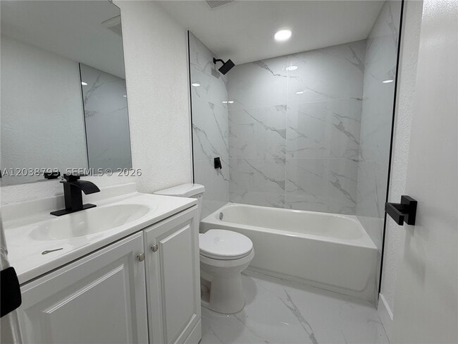 3540 N University Dr Unit C-6