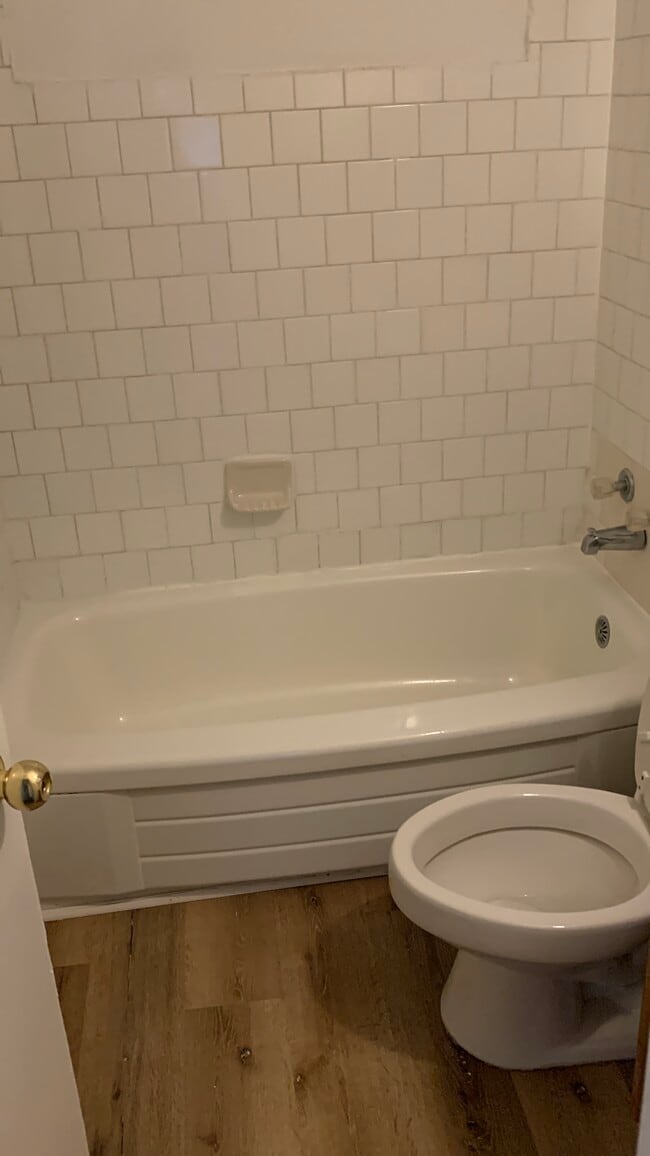 Bathroom 1 - 2704 Drewry Ln