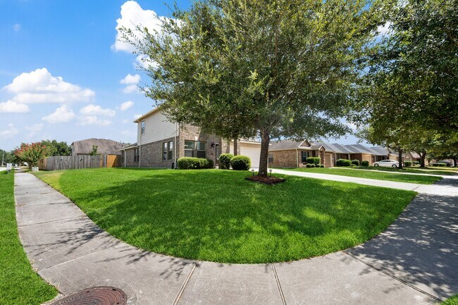 Photo - 4614 Pin Oak Creek Ln