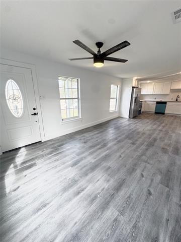 Photo - 303 W Broad St