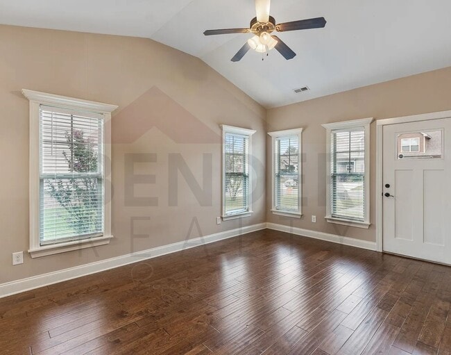 Photo - 157 Belle Chase Wy NE