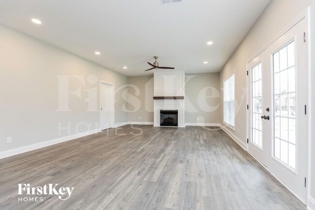 Photo - 516 Dexter Dr