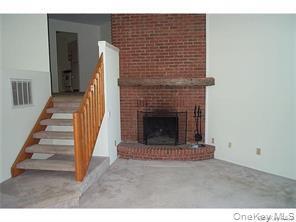 39 The Knolls