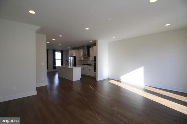 Building Photo - 6707 Upland Mnr Dr