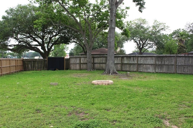 Photo - 1802 Sleepy Creek Way