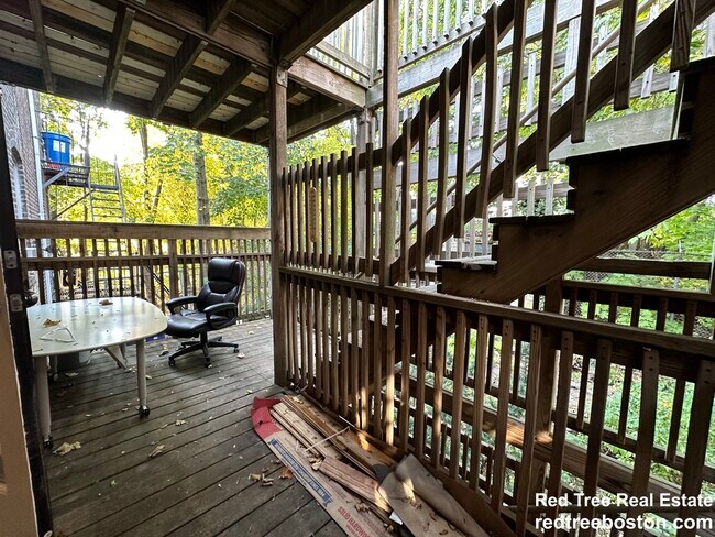 Photo - 151 Highland St Unidad 2