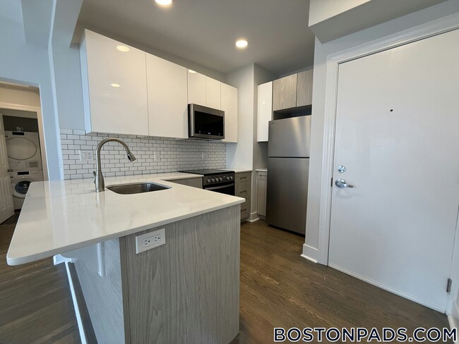 Photo - 19 Peterborough St Unit 25