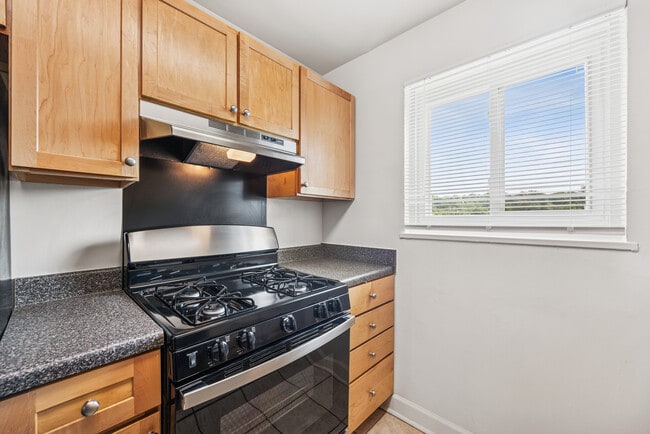 Photo - New Brookside Apartments