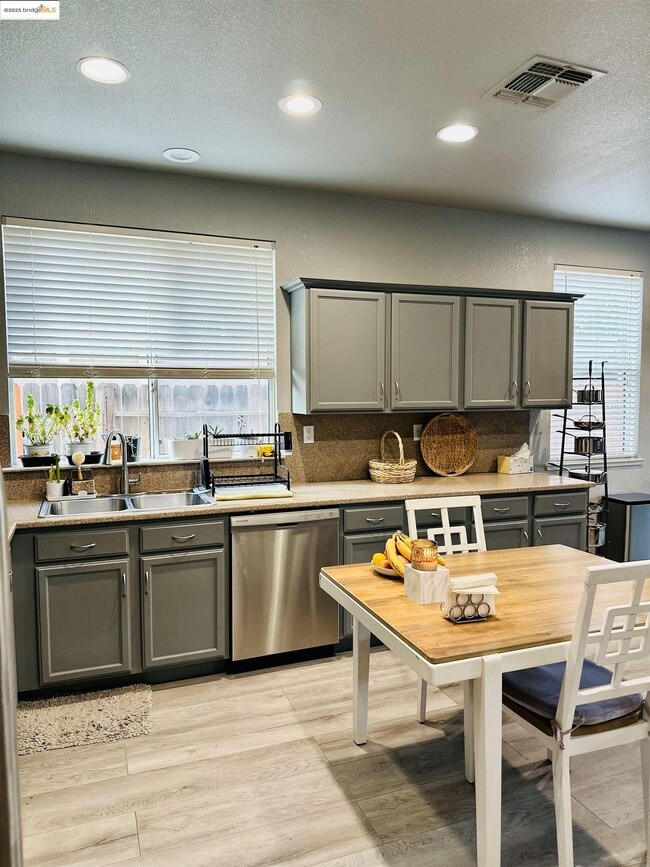 Photo - 4519 Twin Creeks Ct