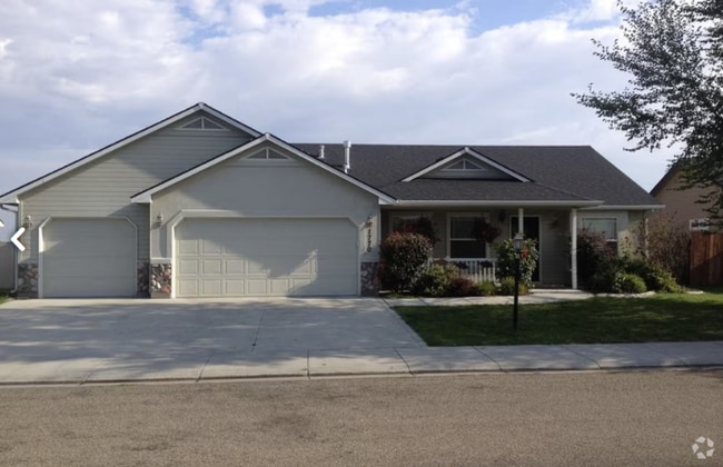 Building Photo - 1770 W Bellagio Dr Rental