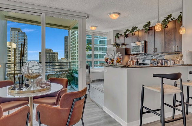 Photo - 240 E Illinois St Unit 1814