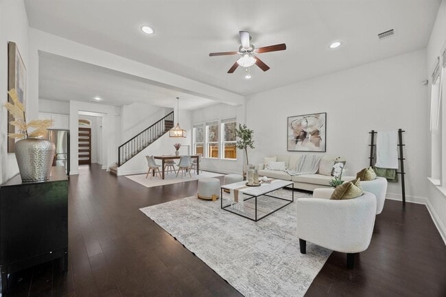 Photo - 5305 Mandevilla Dr