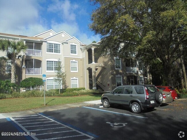 Building Photo - 10550 Baymeadows Rd Unit 611 Rental