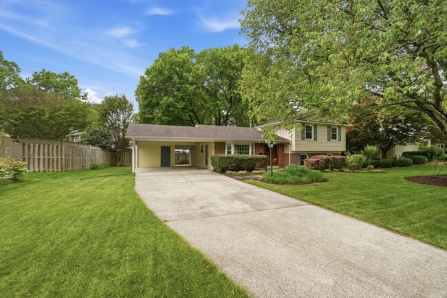 Photo - 4804 King Richard Dr
