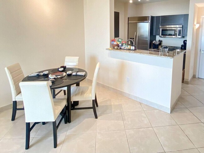 Photo - 550 Okeechobee Blvd Unidad 525