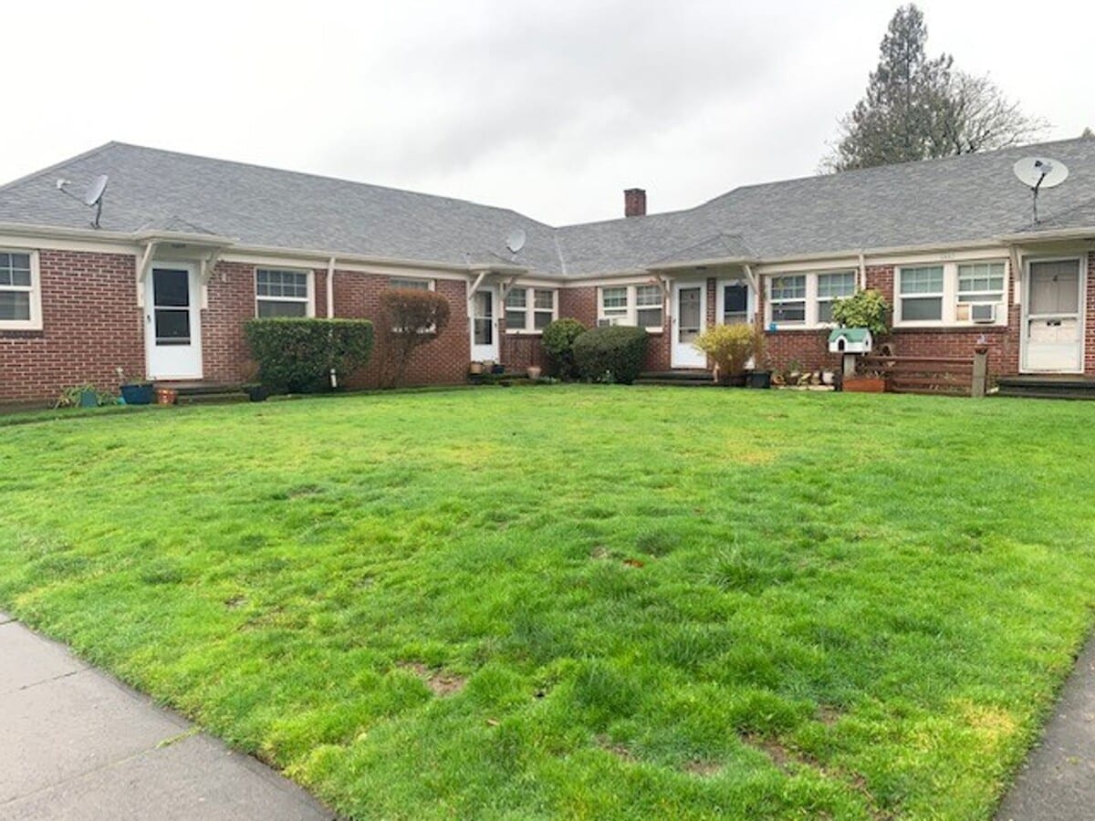 1 Bedroom, 1 Bath Unit in NE Portland! - 1 Bedroom, 1 Bath Apartment Unit in NE Portland! Unit #3