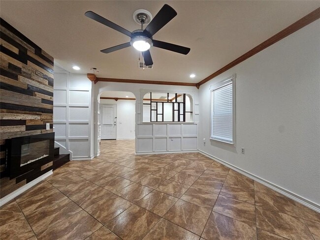 Photo - 18212 Flathead Dr