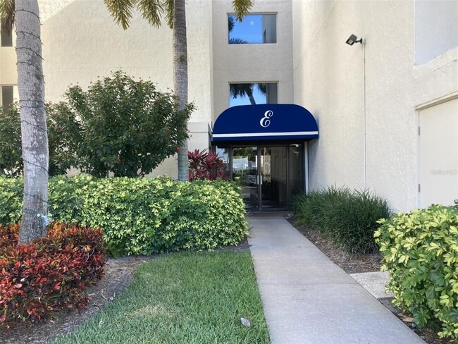 Photo - 6114 43rd St W Unit 103E