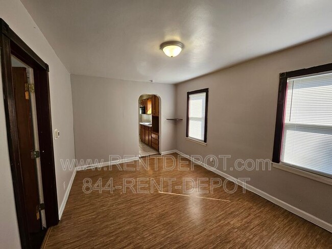 Photo - 1610 Taylor Ave