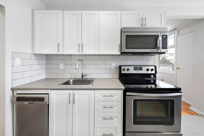 Building Photo - 19 & 23 Craigton Drive