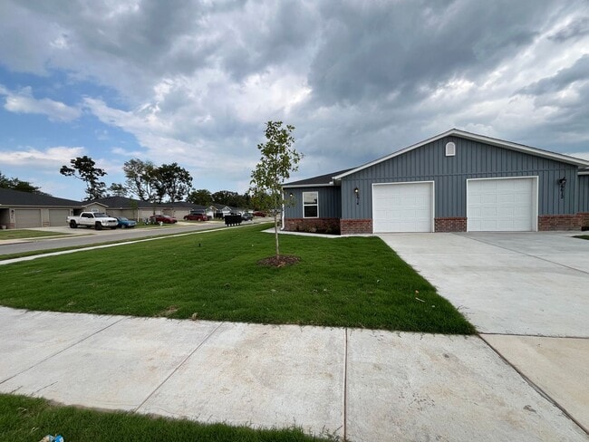 Photo - PRELEASING NOW!  NEW Three Bedroom | Two Bathroom Duplex in Bentonville