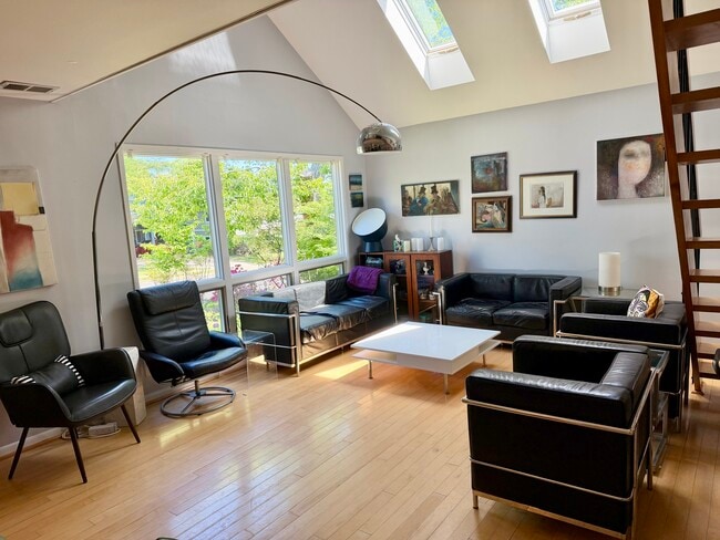Photo - 6348 12th St N