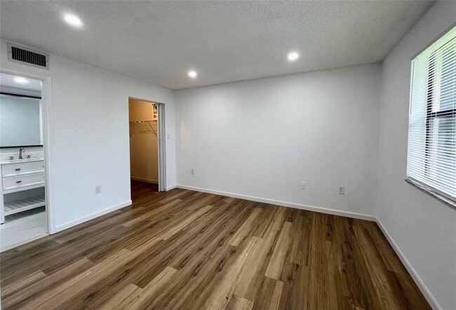 Photo - 163 NW 93rd Ave Unit 203